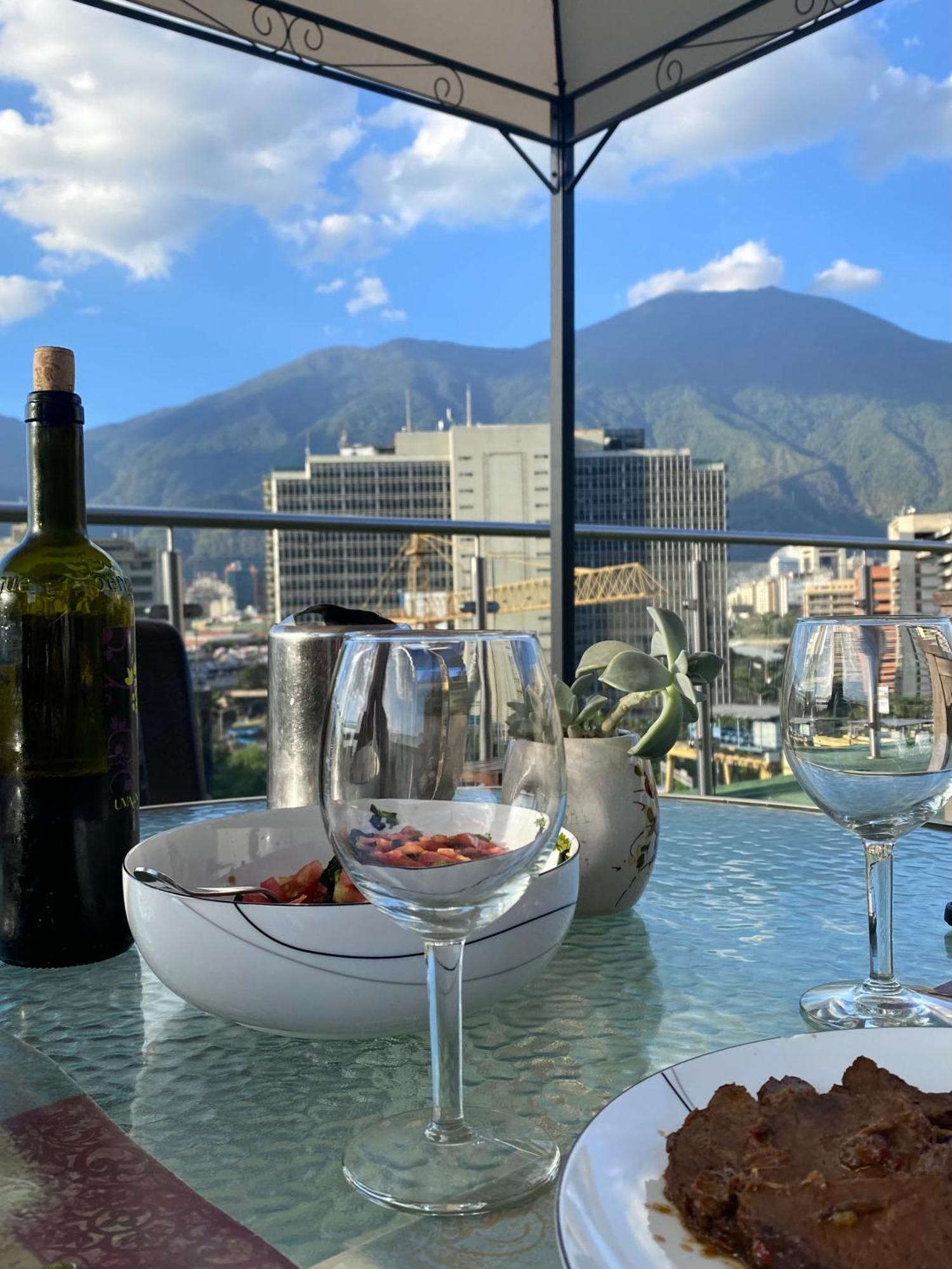 Ololo Caracas B&B Экстерьер фото